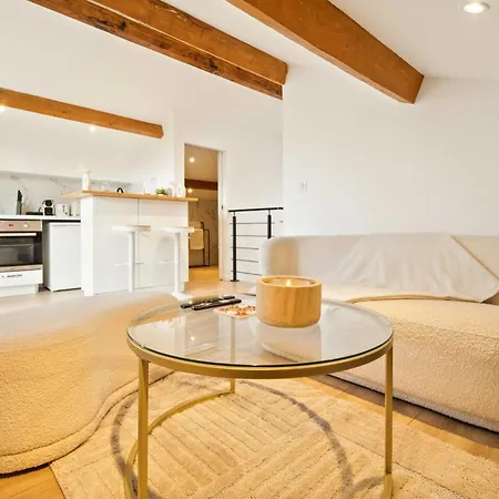 Bright - Ac- 2p - Center Of St Tropez 아파트 *